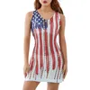 Kvinnors amerikanska flaggtryck ärmlös patriotisk 4 juli festklänning med ihålig slitsdesign