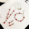 Orecchini di collana set 1 Donne rosa in stile francese Regalo a catena dorata regolabile Bracciale rosso Bracciale Kit di gioielli Accessori per gioielli