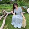 الفساتين غير الرسمية زهرة طبع طويل لطيف حلوة اليابان الفتيات الأنيقة كوريا التصميم الدانتيل القوس رداء الأزرق من قطعة واحدة