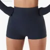 Desginer alooo yoga aloe kvinna byxa topp yogas new bukenincontraction fitness shorts höft lyft nakna byxor för kvinnor hög midja smala passform träning leggings