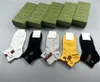 Veelkleurige modeontwerper Mens Socks L vrouwen mannen Hoogwaardige katoen All-match klassieke enkel Ademend Gu Mixing Football Basketball Socks Wholesale V6