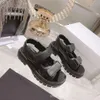 Sandals Chaussures haut de gamme Summer en cuir véritable lettre ronde tête gâteau de Matsu Cake épais Bottoir Open Toe Casual Beach