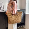 Tassen Moods Luxe ontwerp Stro geweven draagtassen voor vrouwen grote capaciteit schouder strandtas pure kleur zomer nieuwe grote boodschappen handtas