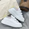 Top Woman Sneakers Star Sneakers Out of Office Sneaker Channel Designer Scarpe da design da uomo Allenatori da donna Sports Casual Shoe Running Sho XSD230402