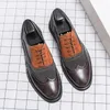 Chaussures habillées Men de luxe Designer Formal Leather Color Combination Fashion Groom Wedding Oxford