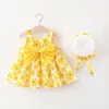 Robes de fille 2 pièces ensembles de tout-petit des enfants coréens mignons fleurs arcs sans manche princesse bébé sunhat plage kid robe