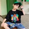 Camisetas de camisetas novatas camisetas para meninos garoto coreano pintura casual impressão graffiti Padrão de roupas infantis algodão solto tshirts de aluno