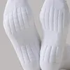 Erkek Çorap 10 Çift 2024 Koşma ve Profesyonel için Mükemmel Yastıklı Dipler ile Kalın Solmuş Nem Fitil Sporları
