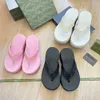 Luxury Slippers Slide Platform Shoes Designers Women Ladies Hollow Flat New Balanace Shoe Sandals Womens Slides Sandal Lovely Summer Sunny Beach Pool Slipper