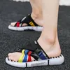 Slippers Flip Flops Мужская дезодорантная тенденция на открытом воздухе лето 2024 Сандалии Персонализированные повседневные пляжные туфли Chanclas de Tiburon