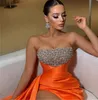 Orange Saoedi -Arabië Prom verjaardagsjurk 2024 Strapless een lijn kralende zijde split -avond formele feestjurken gewaad de soiree vestido gala