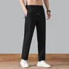 Plus Tamanho 9xl Summer Ice Seda de seda rápida Sweatpante masculino Masculino Straight Pocket Tracksuit Troushers Fitness Training Calças 240409