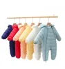 Retail inverno neonato bambino che ispedisce in cotone caloroso rompeggio abiti da salto natalizio per salti per le tute per bambini Designe3210221