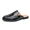 Casual schoenen half mannen muilezels slippers loafers mannelijke mode sociaal octrooi lederen mocassins slip-on ademende