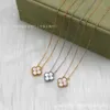 Brand de créateur Van High Version CNC Collier à fleur unique pour les femmes Lucky Light Luxury Fashion polyvalente