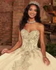 女性シャンパンQuinceanera Dress Lace Apphed Off Off Off Off Off Off Sholend Ball Gown Tulle Birthday Gowns Vestidos de 15 Anos Sweet 16