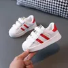 Childrens Sneakers Kids Fashion Design White Nonslip Casual Shoes Boys Girls Hook Breathable Toddler Outdoor 240415