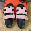 Hochwertige Designer -Hausschuhe, Sandalen, Ledersandalen, Sommer- und Winterstrand flacher Boden, Plüschschuhe mit Schachtel