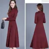 Lässige Kleider Frauen Kleider Kleider Herbst Winter Langarm im mittleren Alter weibliche High-End-High-End-Dres Fügen Sie Samt warme a-line Mujer vestidos 5xl