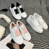 Designer neuer lässige Skateschuhe Mode geprägte Sneaker Triple White Pink Low Women Flats Schnürungstrainer Größe 35-40