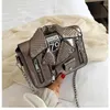 Bag Glowworm PU Lederjacke geformte Serpentine Nieten Punkstil Mini -Klappe Handtaschen Ladies Satchels Women Messenger Schulter