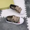 حذاء مصمم للأطفال عالي الجودة الأحذية الرياضية الأطفال