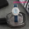 Tourbillon AP Wrist Watch 67395BC Femme Plaque bleue claire Original Diamond 18K White Gold Quartz Womens Watch