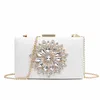 Sacs de soirée Diamants Flower Femme Day Crayches Small Chain épaule pour Party Bride Wedding Purse Box Box Clutch