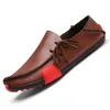 Sapatos casuais homens mocassins de couro mocassins feitos à mão confortável dirigindo tênis calçados de design de grife masculino