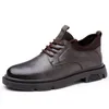 Chaussures décontractées Spring Marque Men's Business Office Robe Geatin Leather Randonnée extérieure Oxford pour l'homme Big Size 38-48