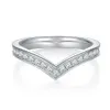 Wedding Rings 0.14 Carat V-shaped Full Moissanite Diamond Wedding Ring Band for Women S925 Sterling Silver Overlay Style Engagement Rings 240419