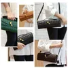 2024 Bolsa de cuero Diamond Woven Baguette Baguette Bag Nicho Shoulder Bag Tend Hardware de oro Hardware Diagonal