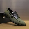 Lässige Schuhe Italienische Marke Loafer Slip auf schwarze Quaste Mode Wildleder Männer dicker Einzelpunktzehen Designer Fahren Fahren