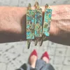 Boho turkosa bar naturlig sten armband armband kvinnor handgjorda bröllop smycken brudtärna gåva rostfritt stål guldfärg manschett 240410