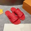 Top espelho de qualidade clássica designer de designer de designer de couro sandálias famosas homem sandale ao ar livre chinelo chapado de fundo de verão sandal de praia casual 39-45 tamanho com caixa