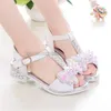 Dziewczyny płaskie obcasy Sandały Dziewczyny Spring Summer Małe dzieci Księżniczki Sukienka Bow Fashion Teenage Buty 240403