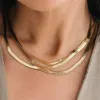 Pendanthalsband 10st Hot Fashion Unisex Snake Chain Necklace For Women Choker rostfritt stål Herringben Guldfärgkedja Halsband smycken 240419
