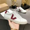 Nya 2024 herrskor French Brasilien Grönt låga koldioxidliv V Organiska bomull Flats Plattform Sneakers Women Casual Classic White Designer Shoes Mens Loafers Vejaons