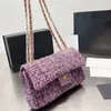 Designer -Tasche für Frauen Frauen Schwarze Tasche Strand Einkaufsbrieftasche auf Kette Handtasche Leder Schulterbärchen Blau gelb lila klassische Klapplattgitterbeutel Marke Taschen mit Schachtel