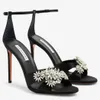 Роскошные дизайнерские мужчины Crystal aquazzura Margarita Sandals Shoes Floral-Embellisments Женщины шпильки на каблуках Lady Summer Luxury Walking Eu35-43 с коробкой