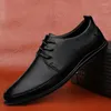 Chaussures décontractées Men Formel 2024 Fashion Veille authentique Robe en cuir printemps automne BRAND BUSINESS OFFICE FOODES DE MARIAGE