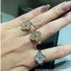 High-end Luxury Ring New Fanjia V Gold High Edition Lucky Series Ring Womens Full Diamond Agate Natural White Shell