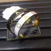 Boutique en or et bracelet plaqué argenté Designer design classique design mode bracelet bracelet de haute qualité Box cadeau cadeau