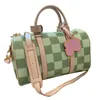 24SS Femmes Men Checkerboard Sacs de contraste Sac à bandoulière diagonal pour les dames porte-carte de sac à main de luxe porteuse de voyage extérieur portefeuille m hkcw