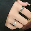 Bonnes de cluster Désir 925 Ensemble d'anneau de coupe brisé simple en argent avec diamants à haute teneur en carbone blanc élégant et un design unique pour les femmes