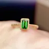 Cluster Anneaux Green Emerald Gemstone pour les femmes Engagement Mariage Promise Ring Fashion Silver Party Open Size Fine Bijoux