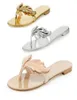 Cruel Summer Designer Flip Flops Silver Gold Sandales Femmes Chaussures plates Feuilles décontractées Femmes ailées Slippers Slip on Zapatos Mujer8223286