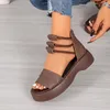 Chaussures habillées vintage Soft Pu Leather Femmes Sandales Plateforme d'été Back Zipper Mid Heels Shoe Sandalias Mujer Sapato Feminino