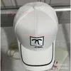 concepteurs de casquettes de luxe Chatte de femme nouveau chapeau de baseball polyvalent rétro coréen, femelle Xiaoxiang, lettre correctement brodée pour montrer le visage, petit chapeau de langue de canard, mâle