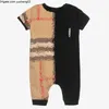 Mädchen Sommerbabykleider und Rolkte kariertes Muster 100% Baumwollshortshülsenkleider Kinderkindkindjungen Rompers Kinderkleidung Kleidung